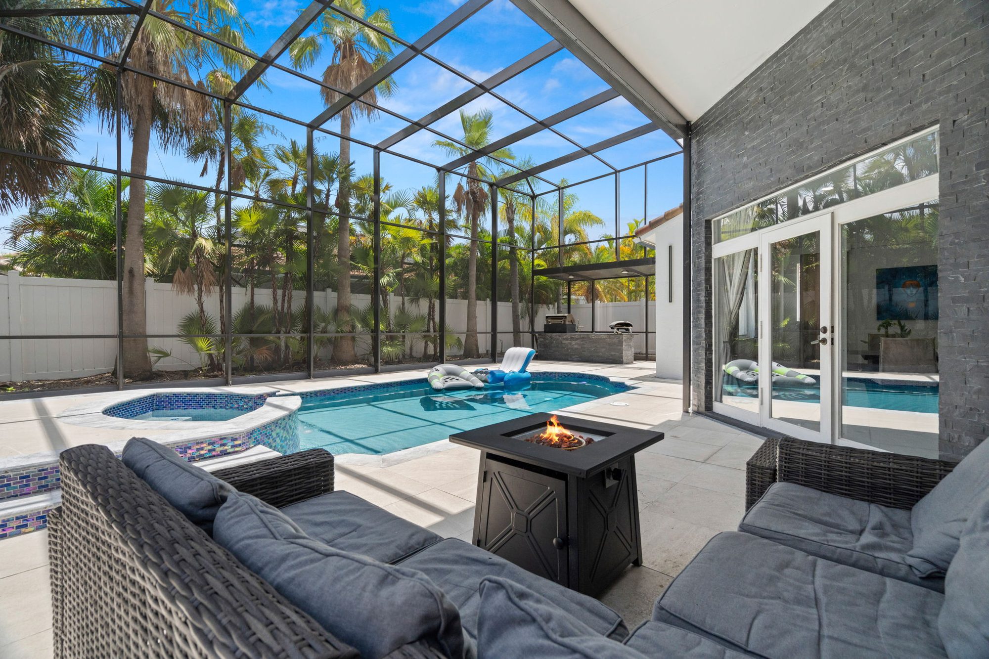 Screened deck & outdoor living addition — Mason Homes Tampa Bay project