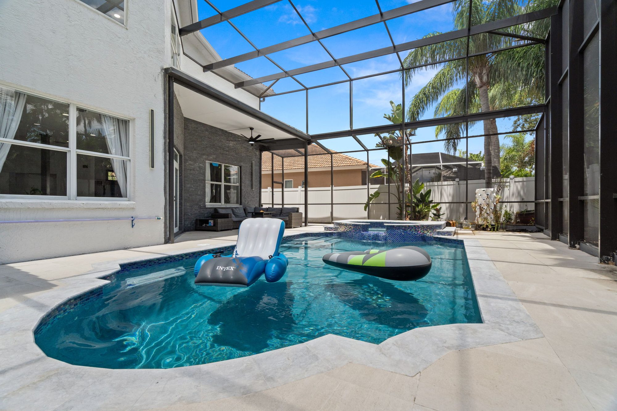 Screened deck & outdoor living addition — Mason Homes Tampa Bay project